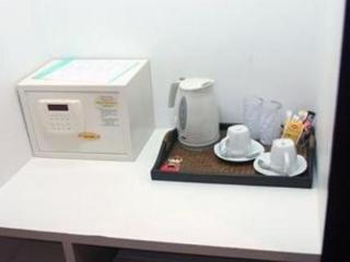 24 Inn Hotel Банкок Екстериор снимка