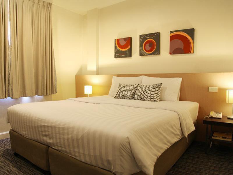 24 Inn Hotel Банкок Екстериор снимка
